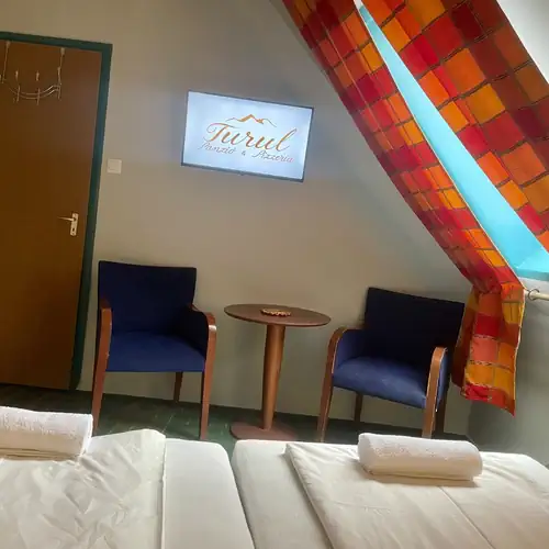 Turul Panzió&Pizzéria Szólád 002 kép