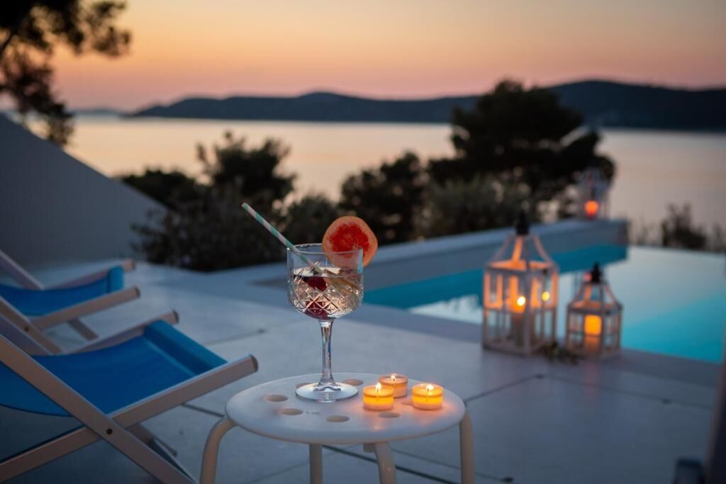 Ház Családok Részére Medencével A Tenger Mellett Sparadici, Sibenik - 24200 Šparadići