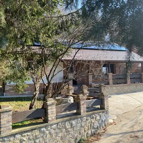 Csicsergő ház Orfű 010 kép