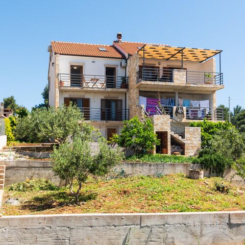 Apartman Splitska - CDB837  2