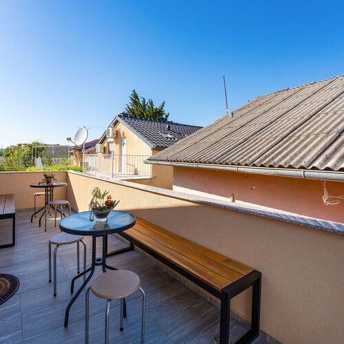 Apartman Gornji Karin - CDA618  2