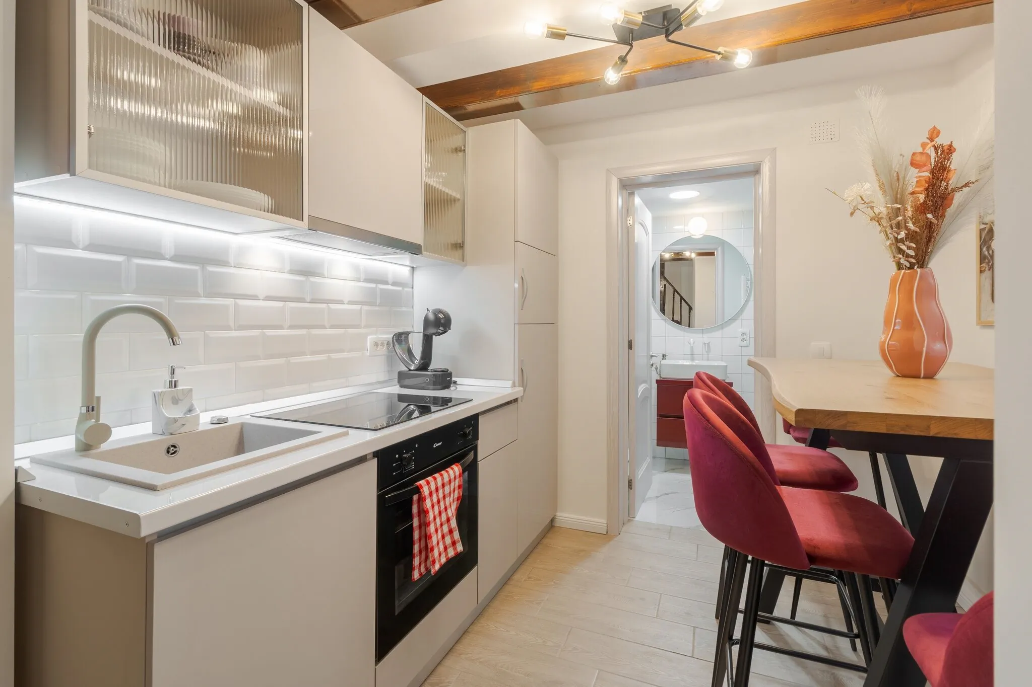 Apartament Ultra-Central Elegant Oradea