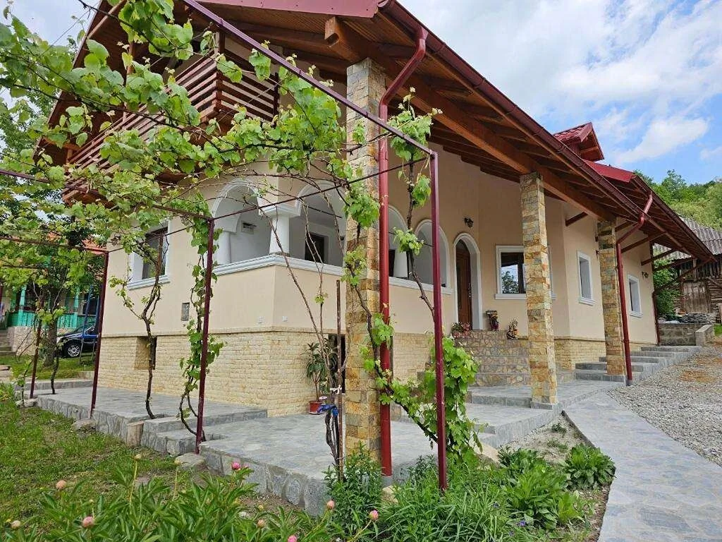 Casa Hera Călimănești