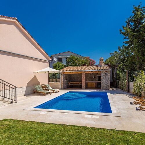 Villa Vita Pinezići ★★★ 3