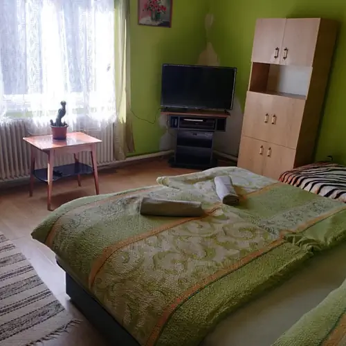 Vad Lali Lak Herend 006 kép