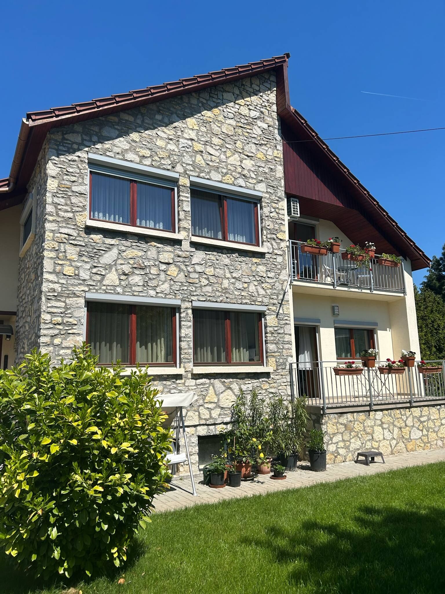 Meggyes Apartman Balatonalmádi