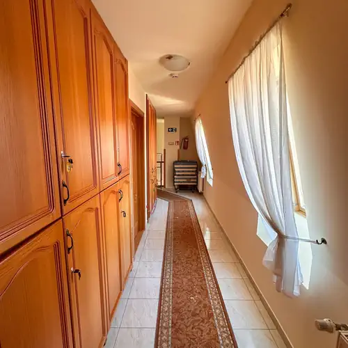 Karádi Apartmanház Hajdúszoboszló 004 kép
