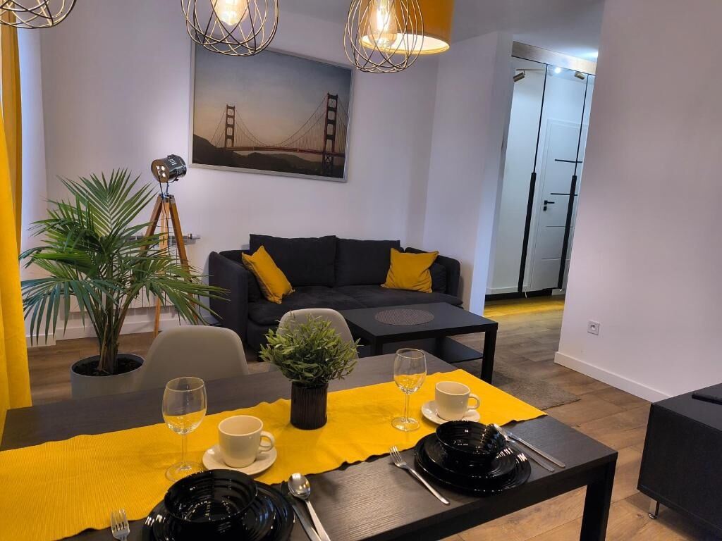 Tabago Studio 25 Zduńska Wola, Srebrna