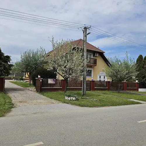 Estike Apartmanok Tiszafüred 012 kép