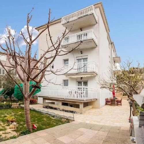 Apartments Knez Podstrana