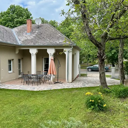 Giulia Vendégház Balatonboglár 001 kép