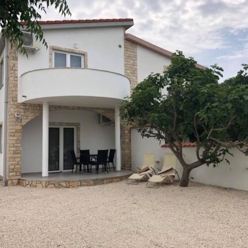 Apartman Marina Vir  2