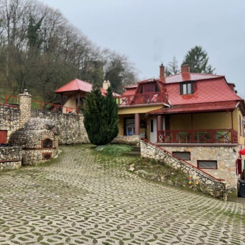 Cservák-ház Csesznek