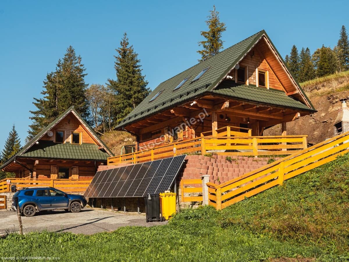 Štýlový Zrub Martina A, B s pieckou, kúpacou kaďou a Detským Ihriskom!