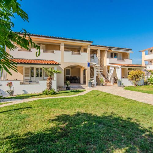Apartments Juracak Josip i Mira Nin ★★ 3