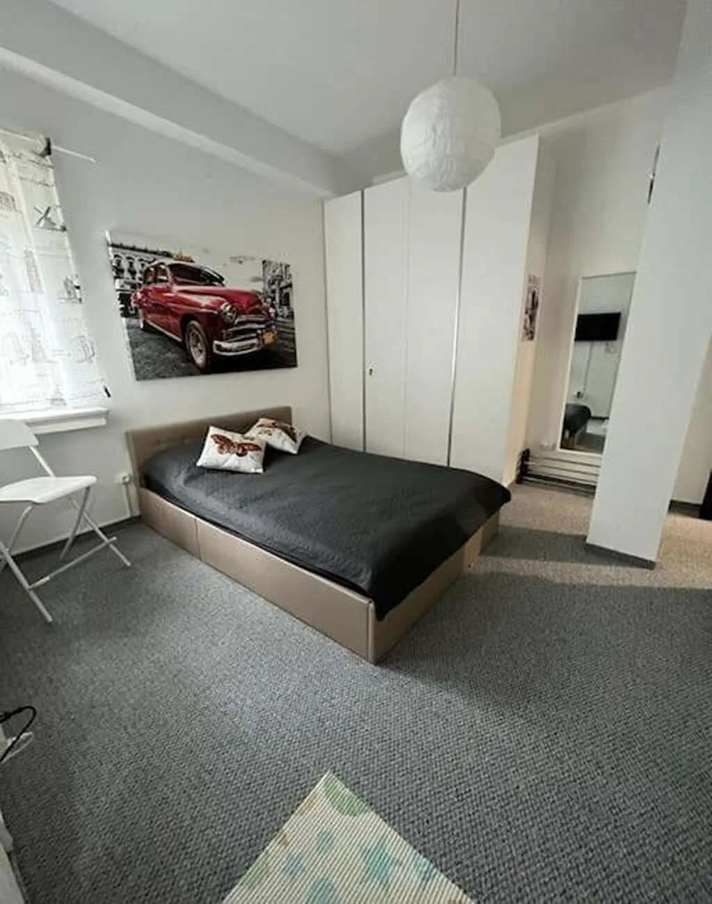 City Center White Studio București