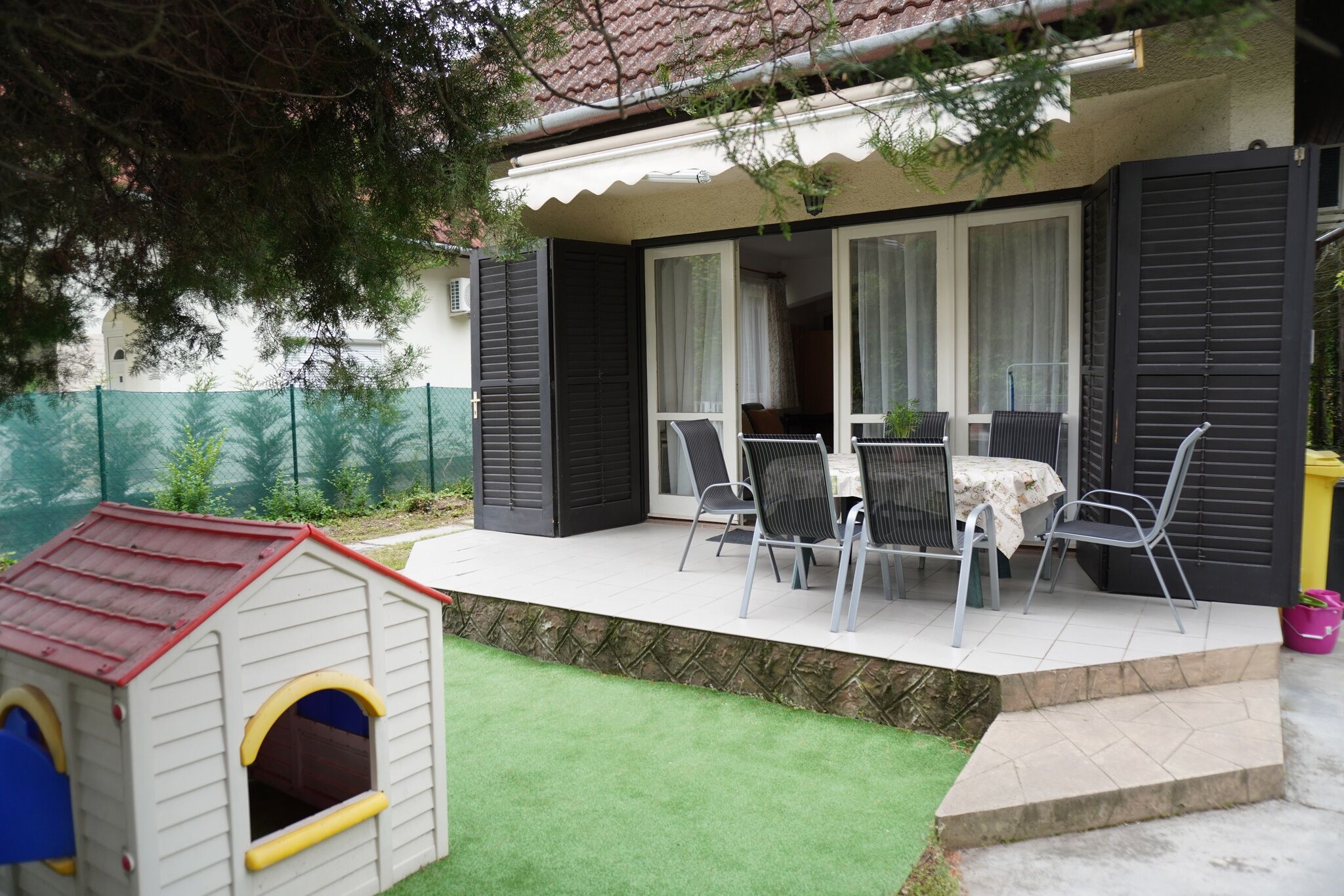 Szofi Apartman  Balatonfenyves