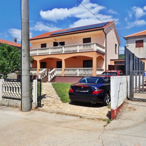 Villa Dona Posedarje ★★★ 2