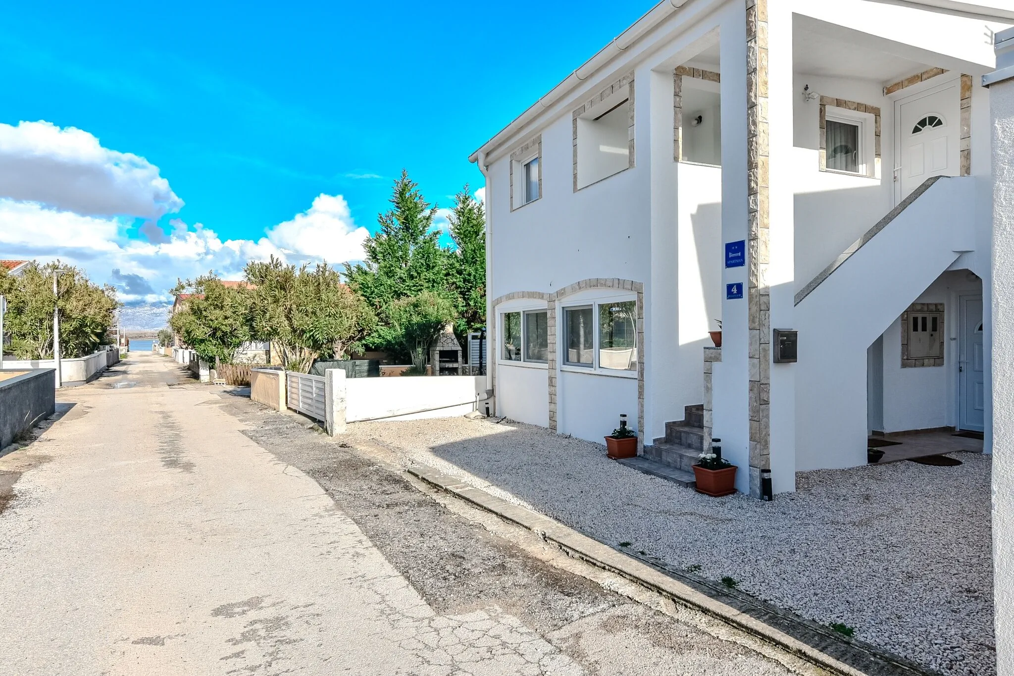 Apartments Ladika Vir