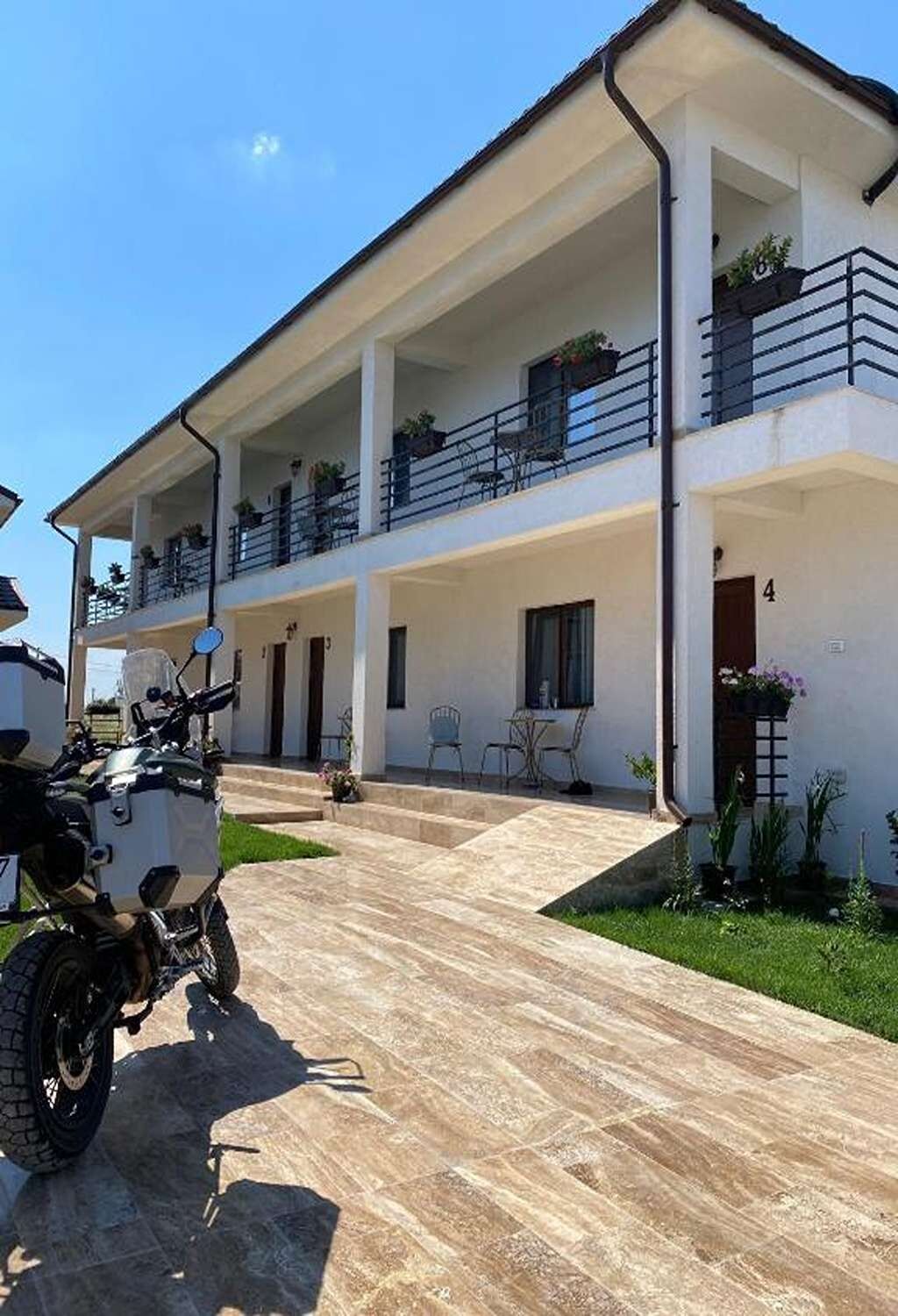 Casa Viviana Vama Veche