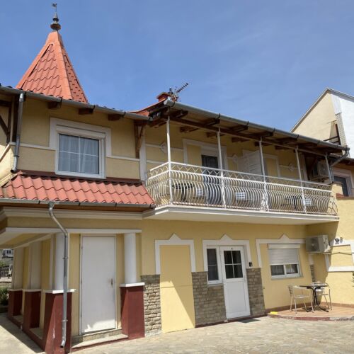 Kármen Apartmanház Hévíz ★★ 2