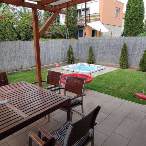 Esze Palace Siófok ★★★ 4