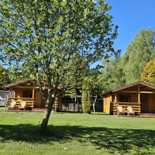 Pokoje i domki PRZY LEŚNICZÓWCE Wiele