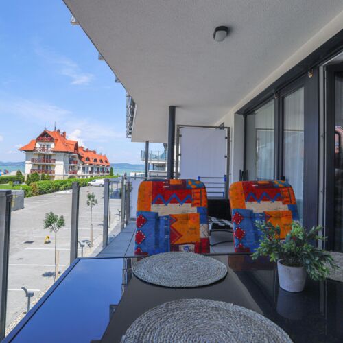 Napfény-Marine Apartman Balatonlelle ★★★★ 4