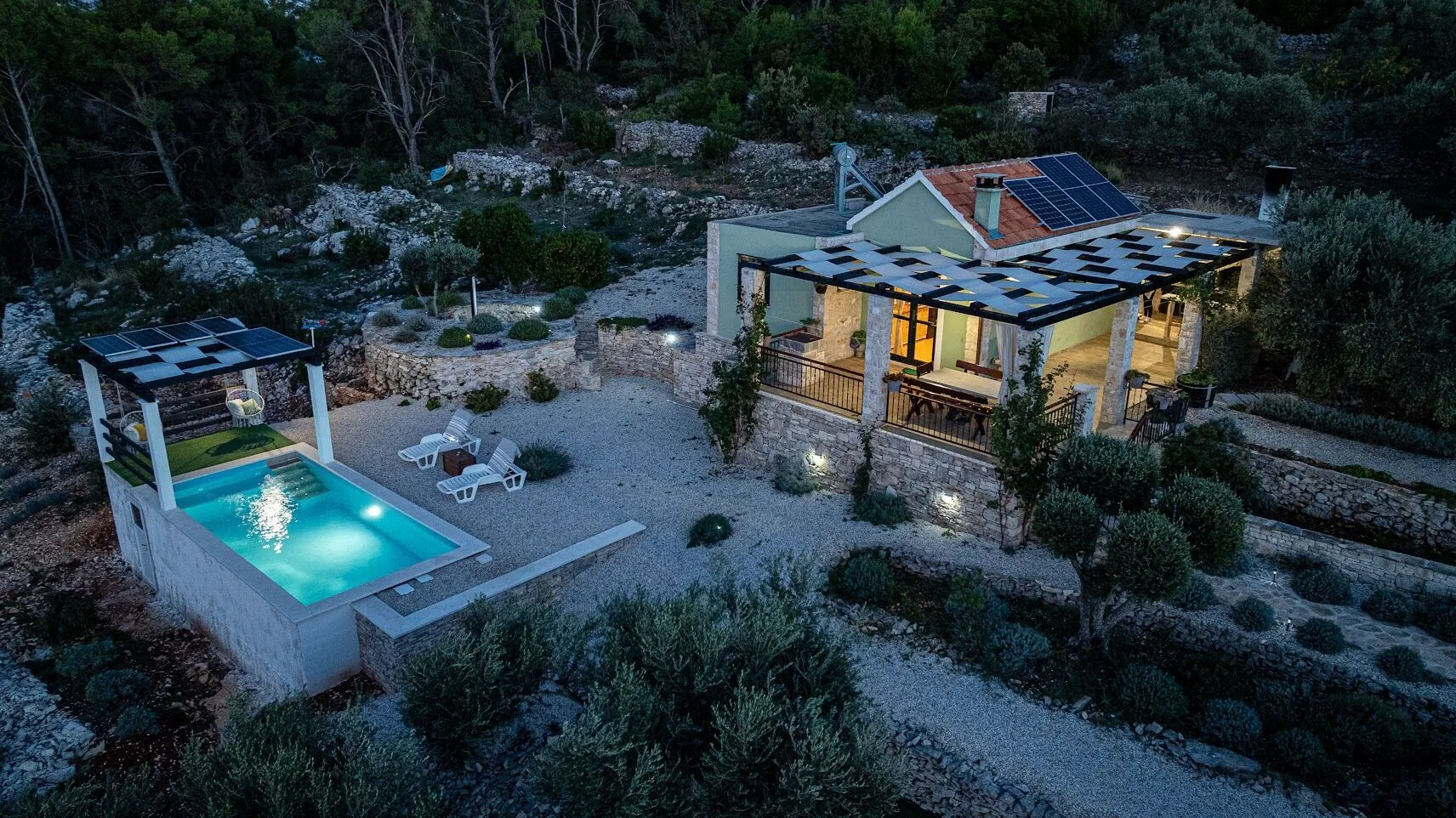 House Komadić raja Blato