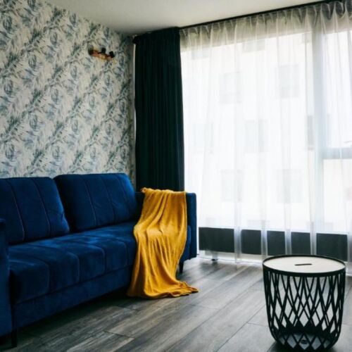 Easy Rent Apartments - Crystal Lublin