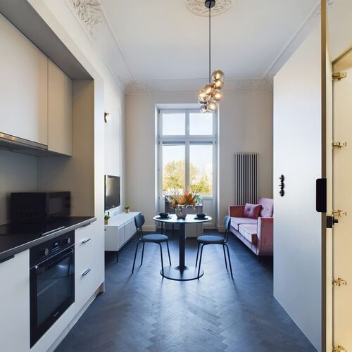 Hoża 39 Warszawa | Wyjątkowy Apartament | Biurko