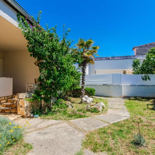 Holiday Home Korbar Vir ★★ 2