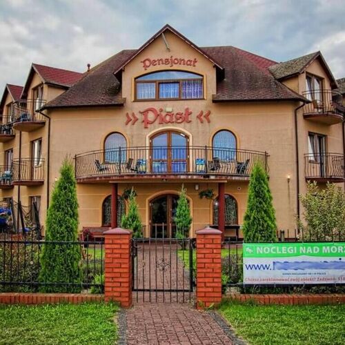 Pensjonat Piast Rewal