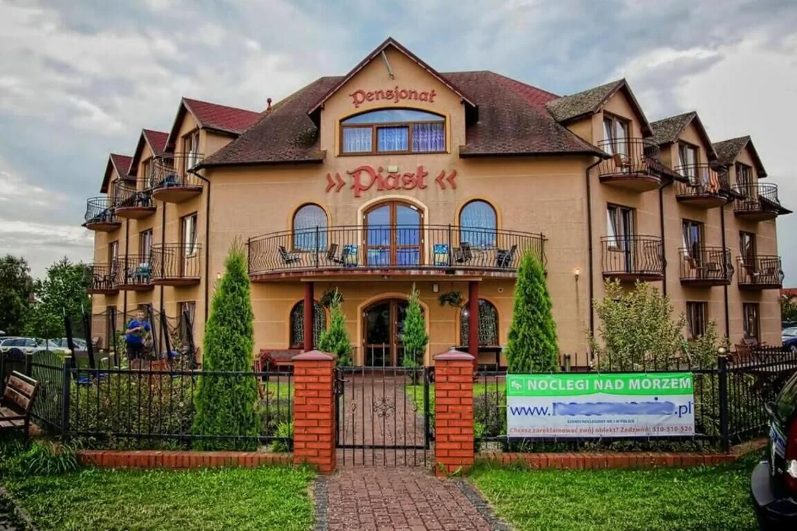 Pensjonat Piast Rewal