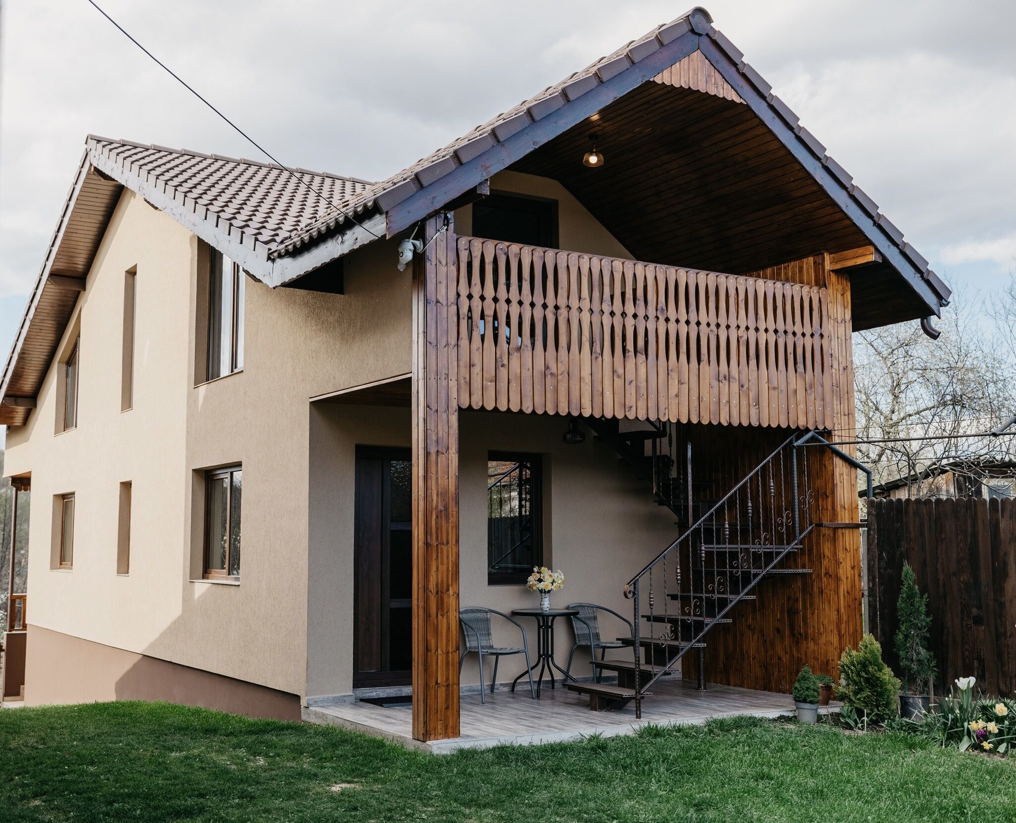 Edant House Poienari