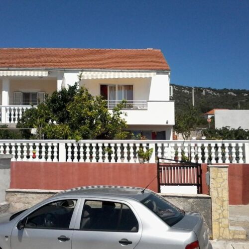 Apartments Mari Vinisce  2