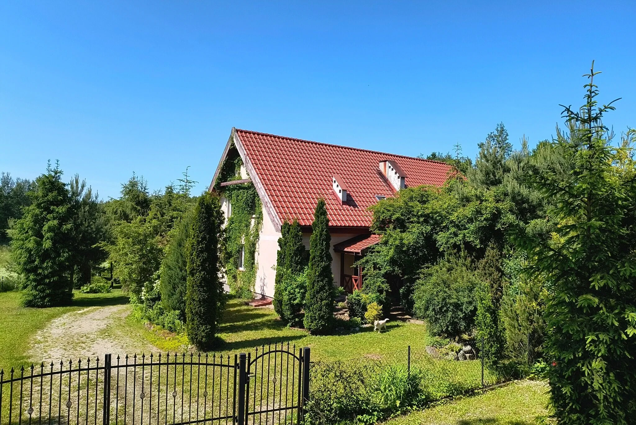 Dom z ogrodem na Mazurach