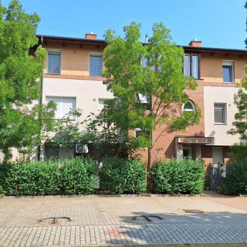 Tünde Apartman Balatonboglár ★★★ 3