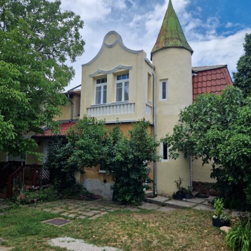 villaépület
