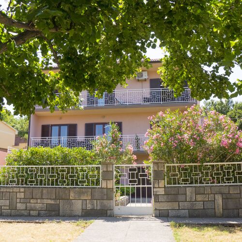 Apartments Adriana Klenovica