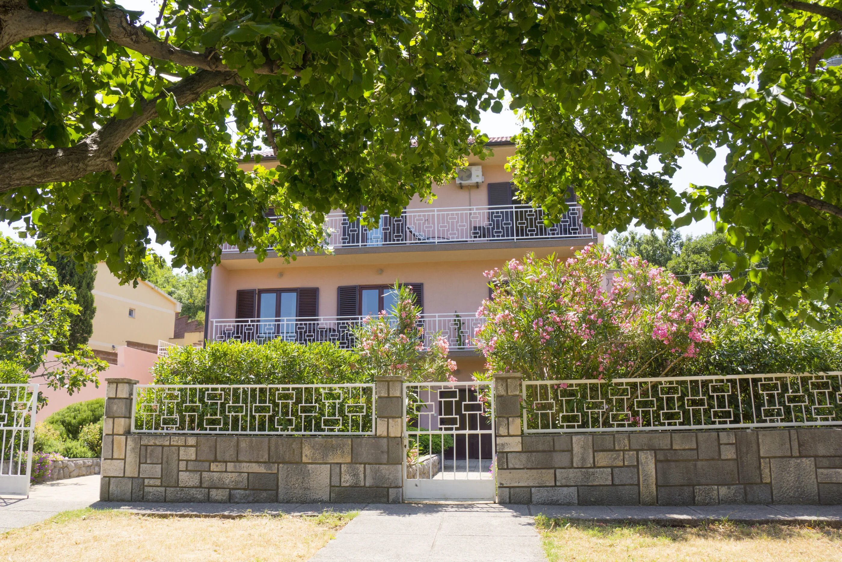Apartments Adriana Klenovica