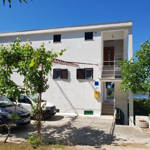 Apartmani Frane Trogir ★★★ 2
