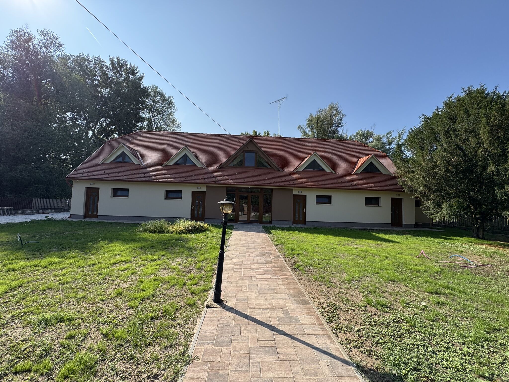 Sziget Apartmanház Baja