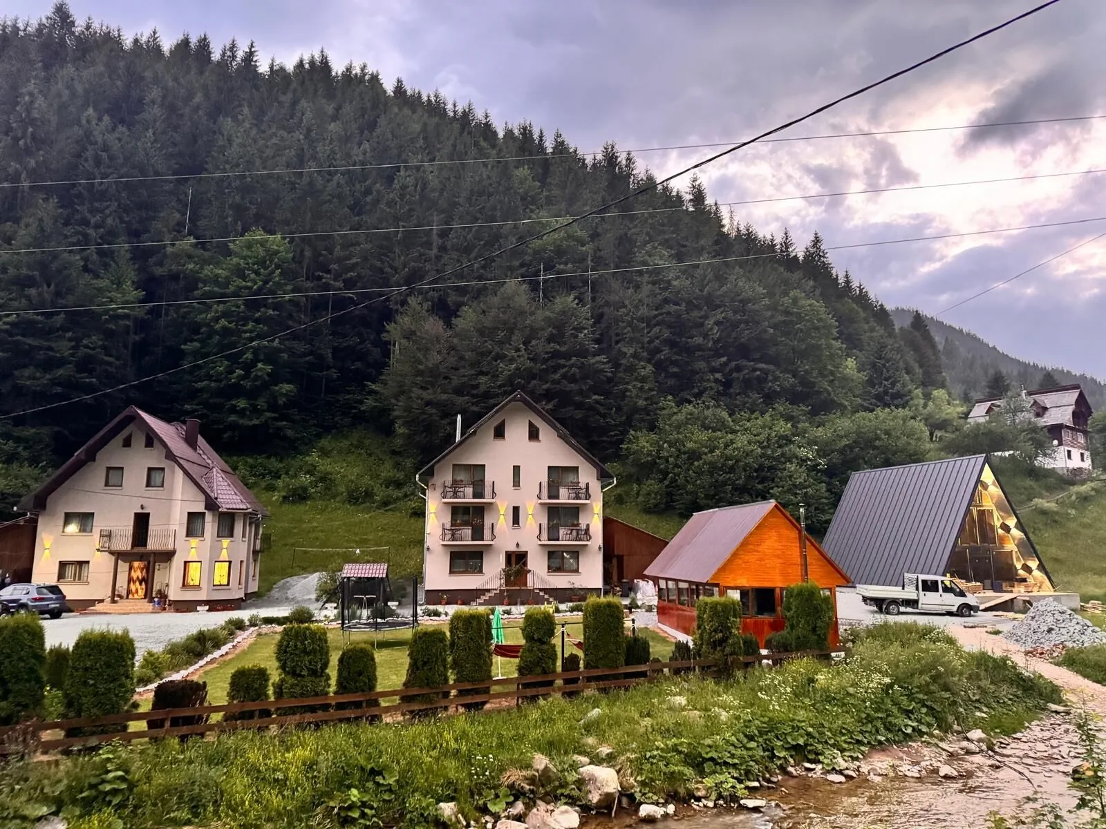 Exterior Pensiune Emanuel