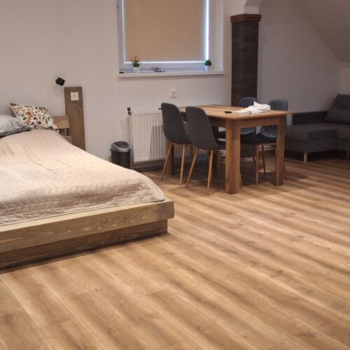 ALRO Stúdió Apartmanház Balatonszárszó ★★★ 4