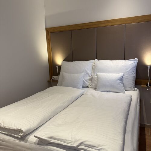 H&aacute;l&oacute;szoba