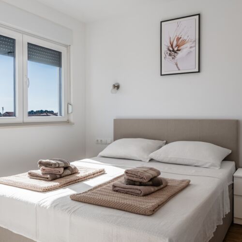 Apartmani Mira Vir  4