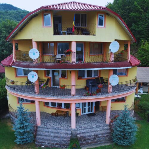 Casa Potcoava Lepșa