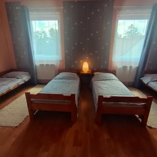 4 szem&eacute;lyes szoba (I.)