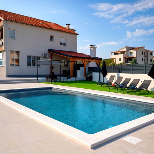 House Villa LuNi Brodarica